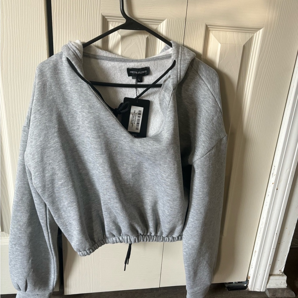 Pretty little Things cropped hoodie